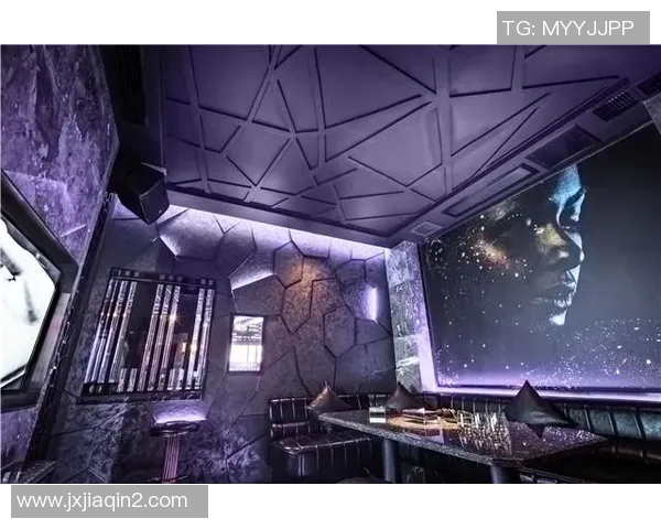 蓝牙音响与足球星空投影灯完美结合 带来梦幻般的音乐与光影体验